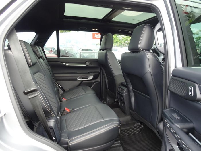 2023 Ford Everest Platinum