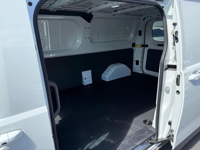 2024 LDV Deliver 7