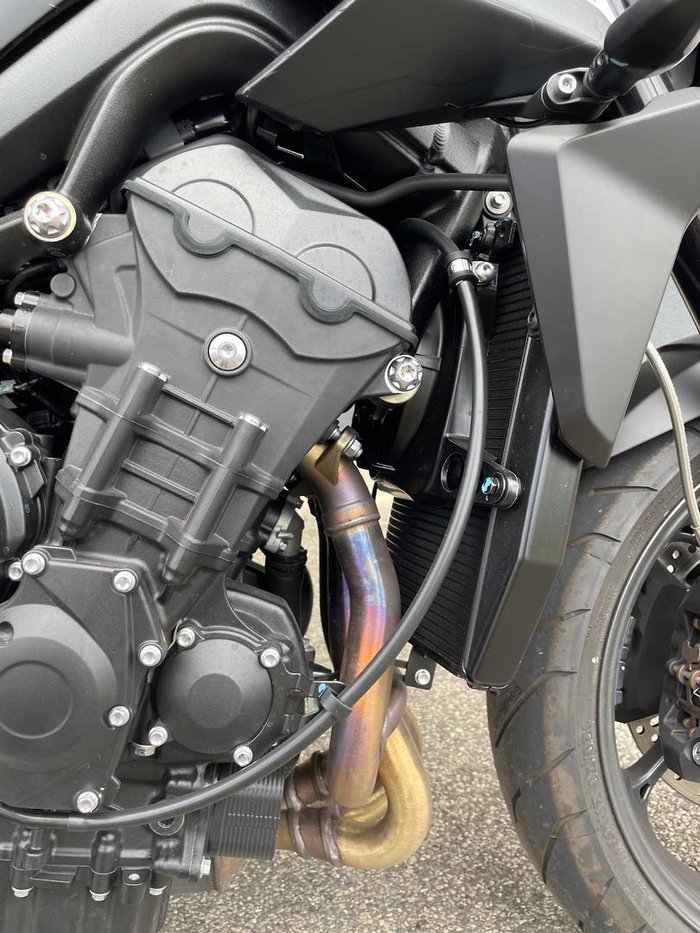 2024 Triumph Street Triple R 765 Street Triple Orange