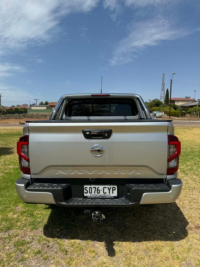 2023 Nissan Navara ST-X