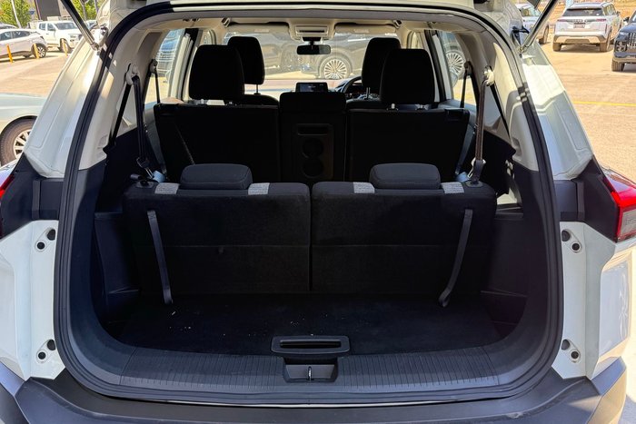 2023 Nissan X-TRAIL ST