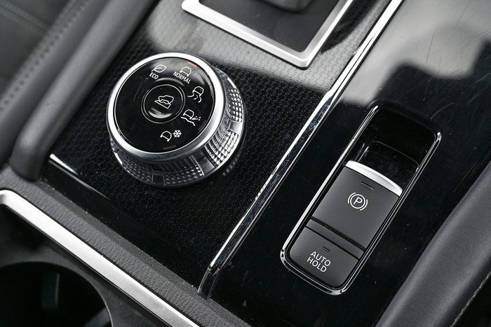 2024 Mitsubishi Outlander Black Edition