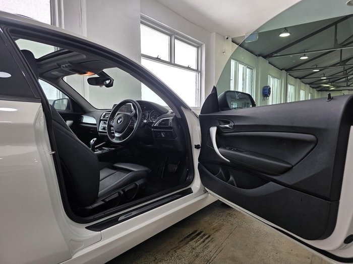 2016 BMW 2 Series 220i Luxury Line