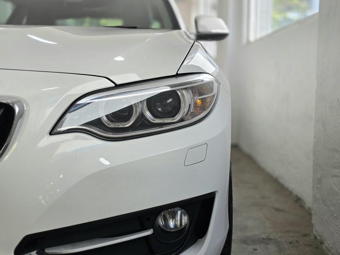 2016 BMW 2 Series 220i Luxury Line