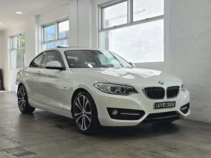 2016 BMW 2 Series 220i Luxury Line