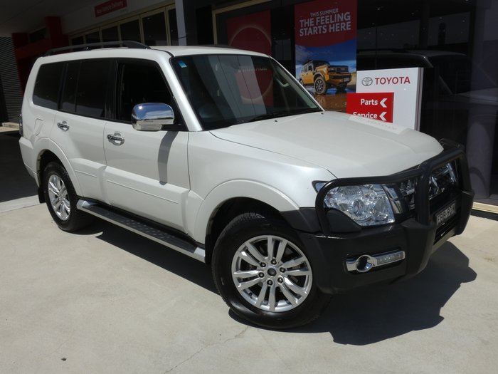 2019 Mitsubishi Pajero GLS