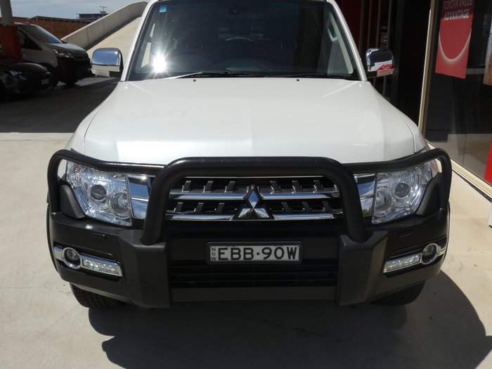 2019 Mitsubishi Pajero GLS