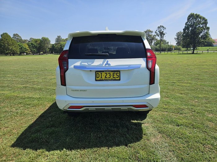 2023 Mitsubishi Pajero Sport GLS