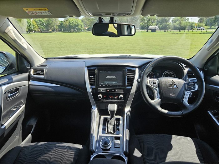 2023 Mitsubishi Pajero Sport GLS