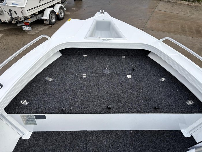 2026 QUINTREX 420 Renegade SC