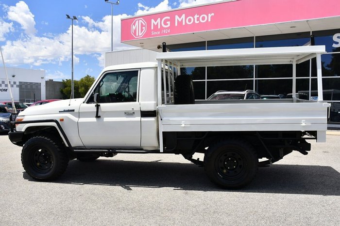 2020 Toyota Landcruiser Workmate