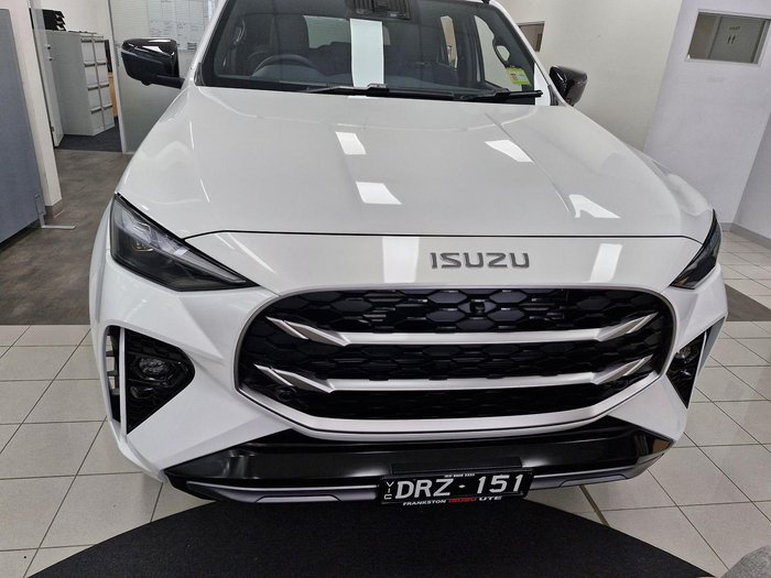 2025 Isuzu MU-X LS-T