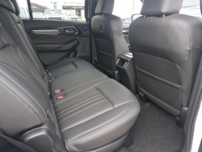 2025 Isuzu MU-X LS-T