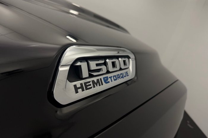 2023 RAM 1500 Laramie Sport RamBox