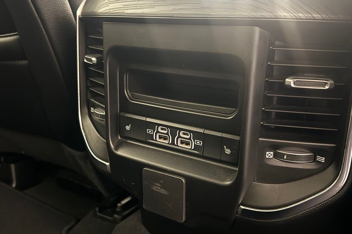 2023 RAM 1500 Laramie Sport RamBox