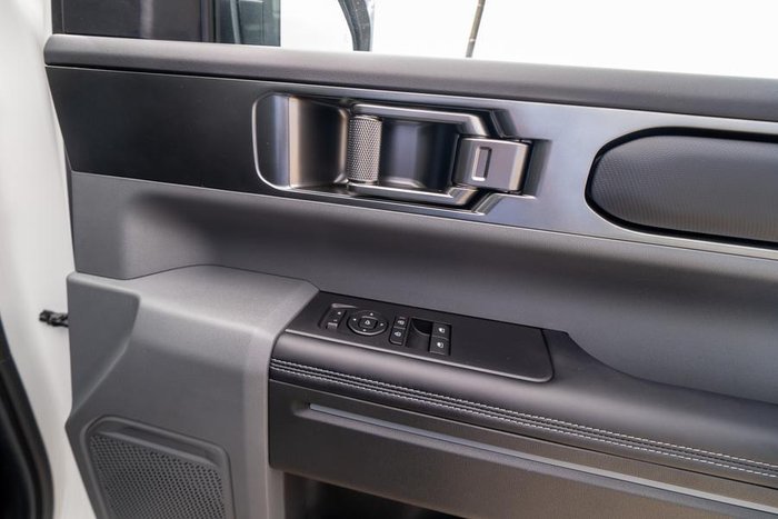 2025 Kia Tasman SX