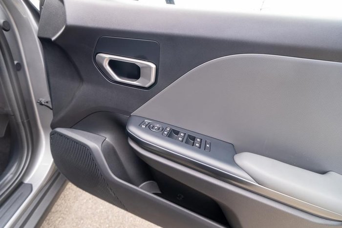 2025 Kia K4 S