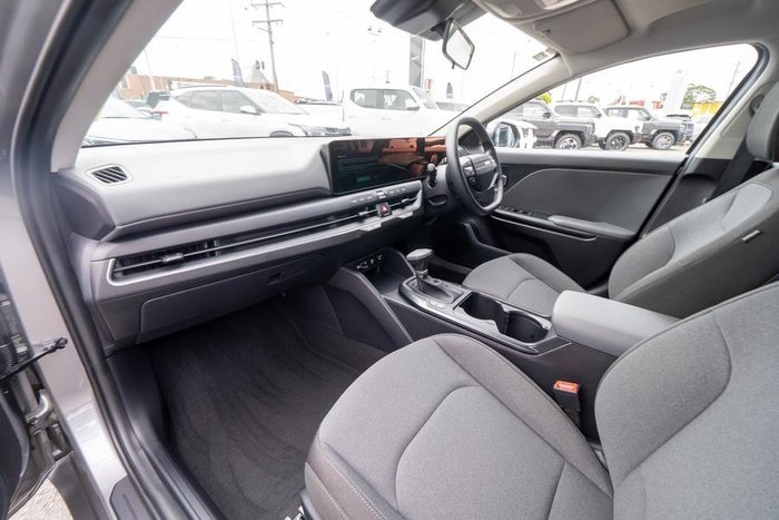 2025 Kia K4 S