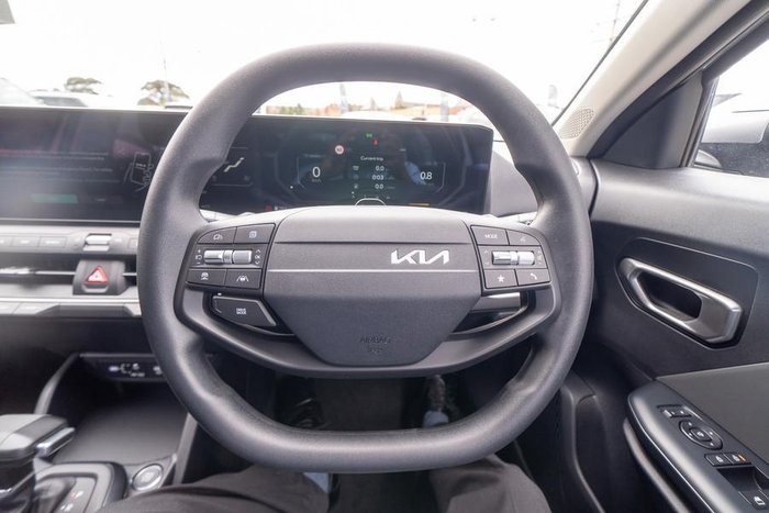 2025 Kia K4 S