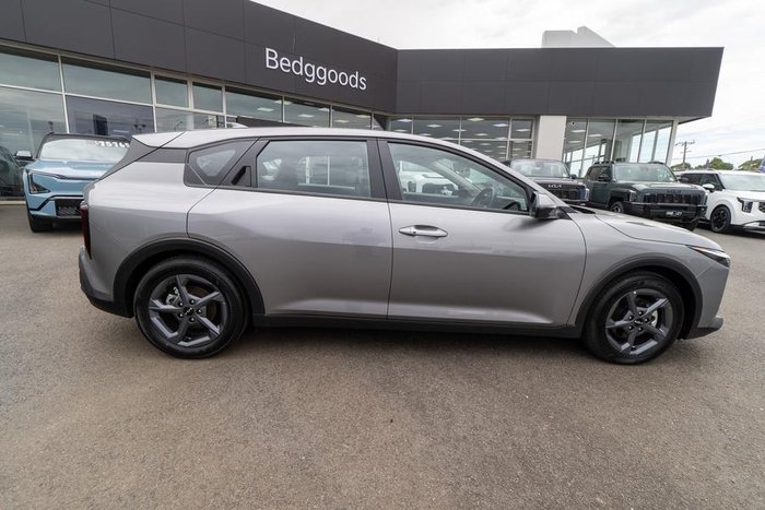 2025 Kia K4 S