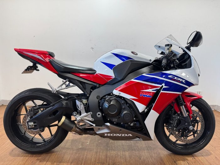 2015 Honda CBR1000RR (FIREBLADE) WHITE