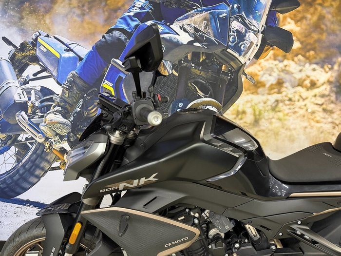 2024 CFMOTO NK ADVANCE BLACK