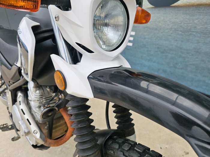 2012 Yamaha XT250 White