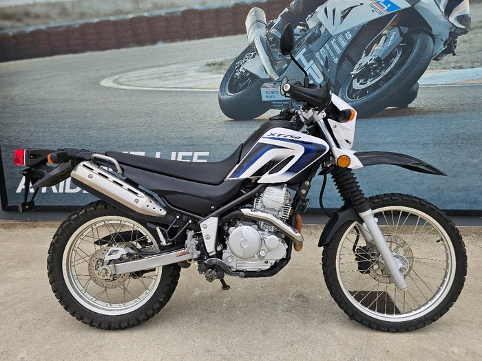 2012 Yamaha XT250 White