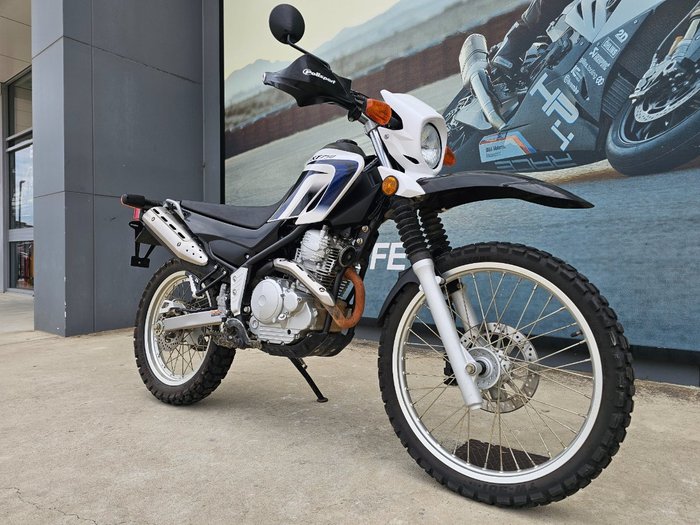 2012 Yamaha XT250 White