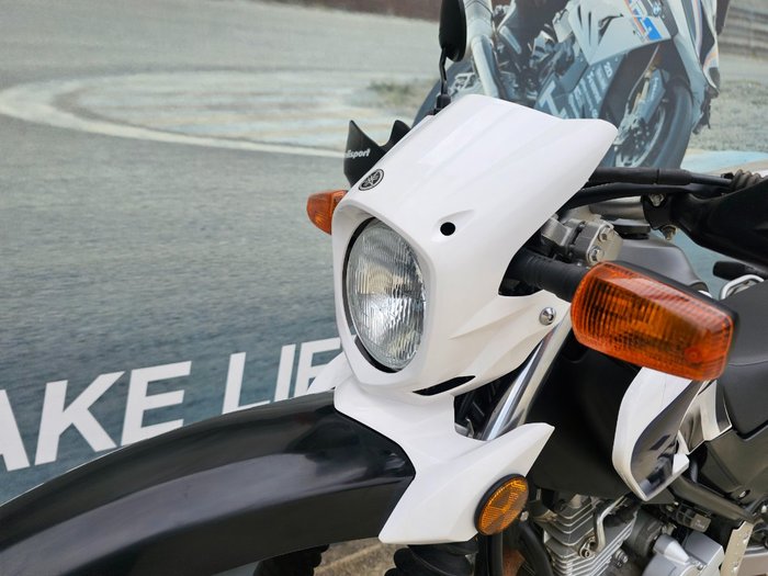 2012 Yamaha XT250 White