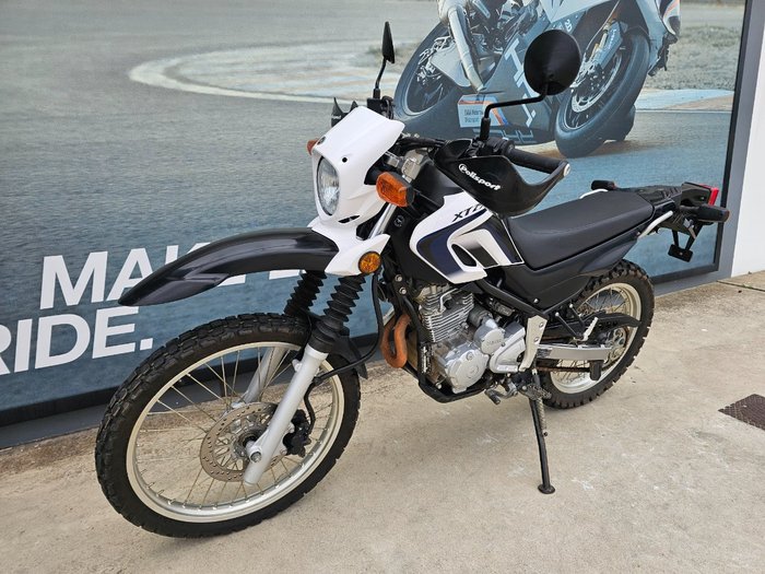 2012 Yamaha XT250 White