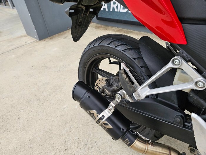 2016 Honda CBR300R Red