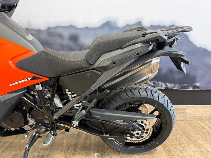 2026 Ktm 1390 SUPER ADVENTURE S ORANGE