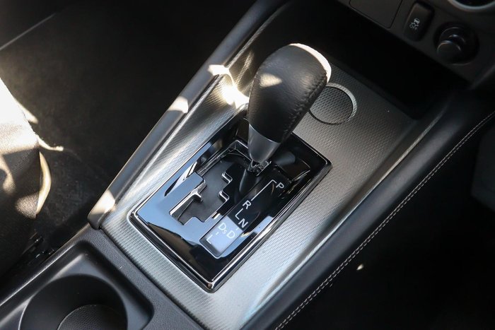 2022 Mitsubishi ASX ES