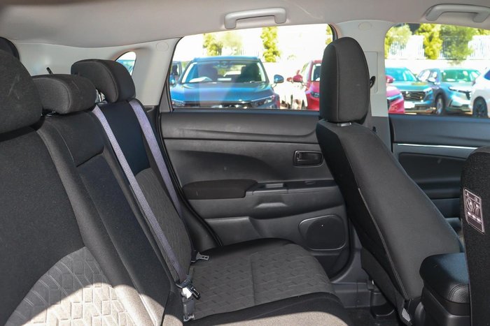 2022 Mitsubishi ASX ES