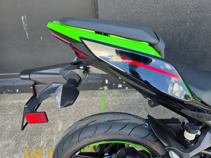 2022 Kawasaki NINJA 400 SE GREEN