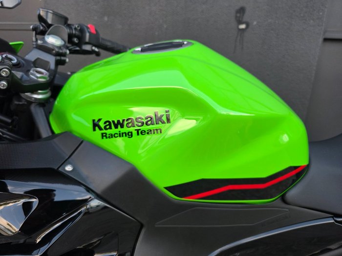 2022 Kawasaki NINJA 400 SE GREEN