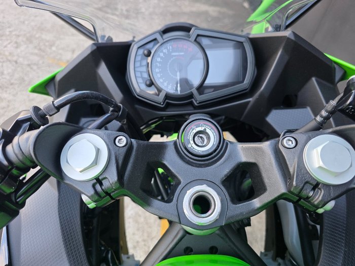 2022 Kawasaki NINJA 400 SE GREEN