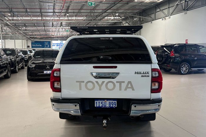 2020 Toyota Hilux SR5