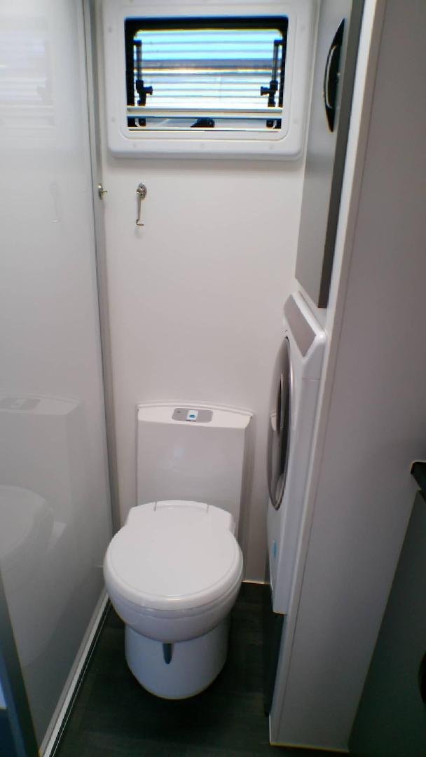 2025 Supreme 2000_R_K1e2_T Classic Dirt Road 20'