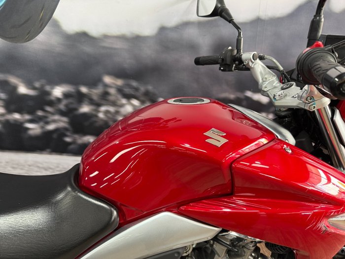 2013 Suzuki INAZUMA 250 (GW250) RED