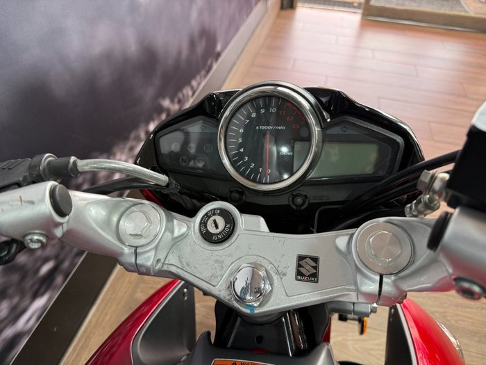 2013 Suzuki INAZUMA 250 (GW250) RED