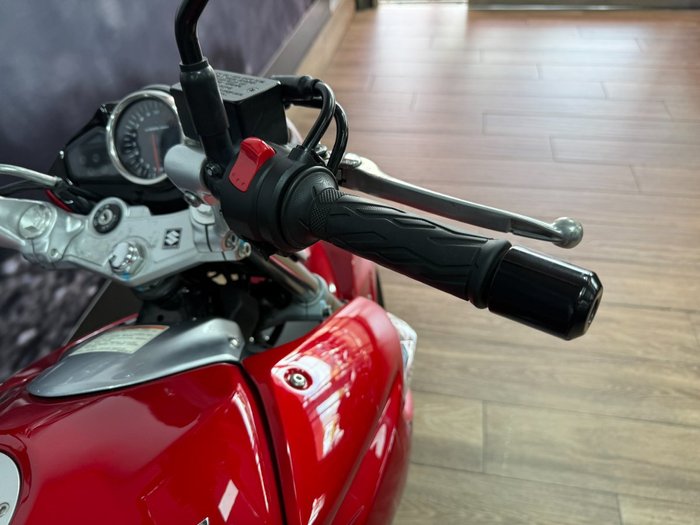 2013 Suzuki INAZUMA 250 (GW250) RED