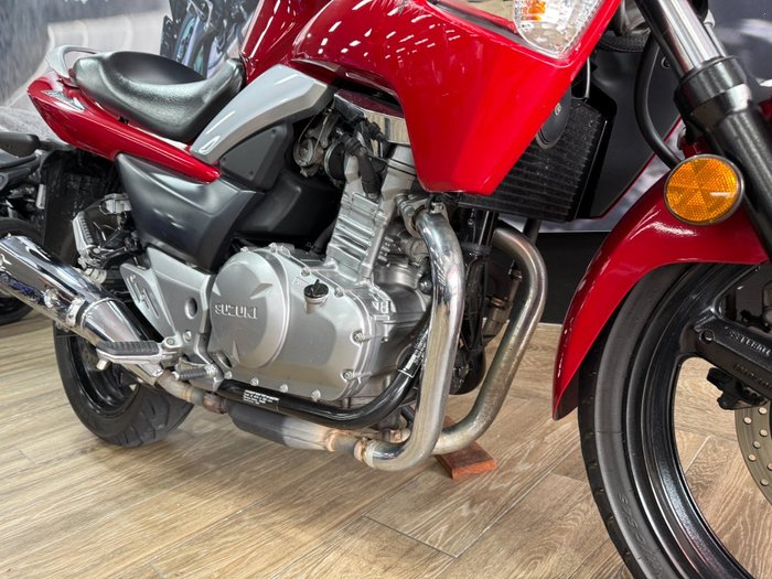 2013 Suzuki INAZUMA 250 (GW250) RED