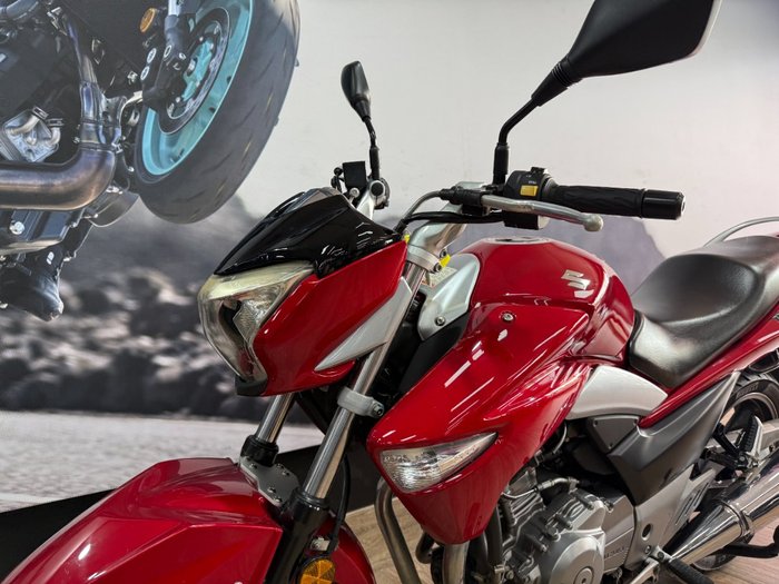 2013 Suzuki INAZUMA 250 (GW250) RED