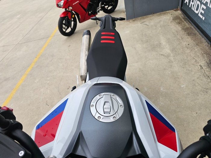 2026 BMW Motorrad F 900 GS White