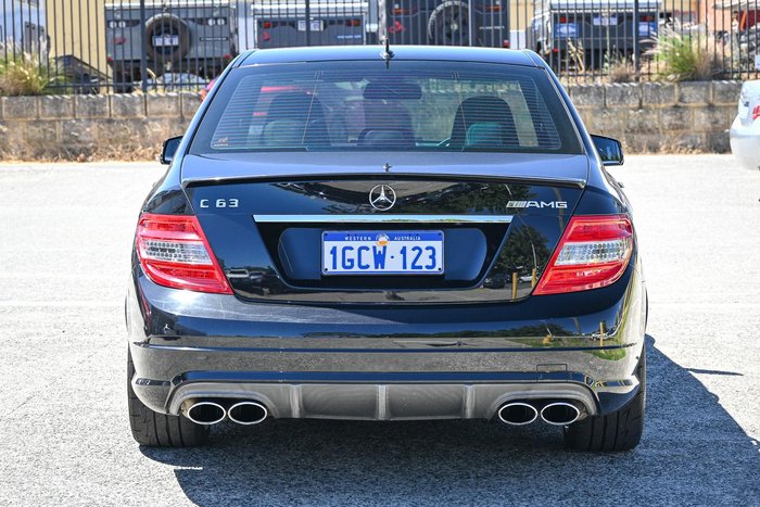2010 Mercedes-Benz C-Class C63 AMG