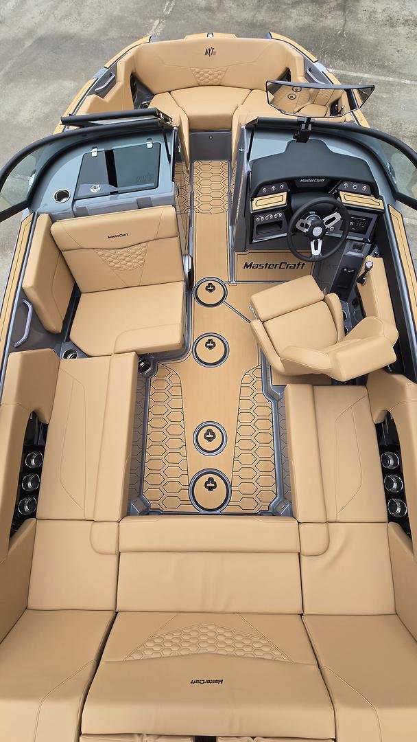 2026 MasterCraft NXT20