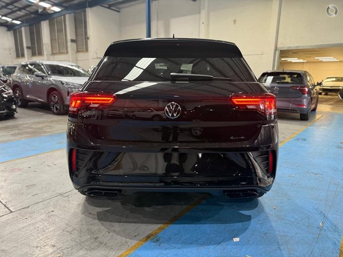 2025 Volkswagen T-Roc 140TSI R-Line