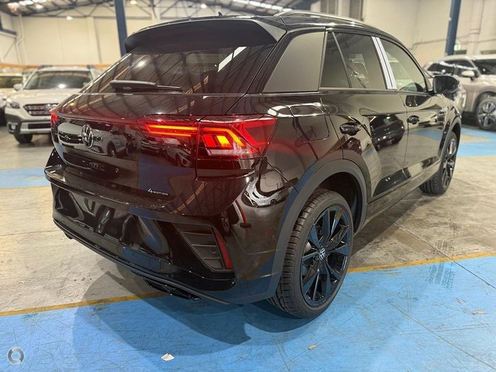 2025 Volkswagen T-Roc 140TSI R-Line